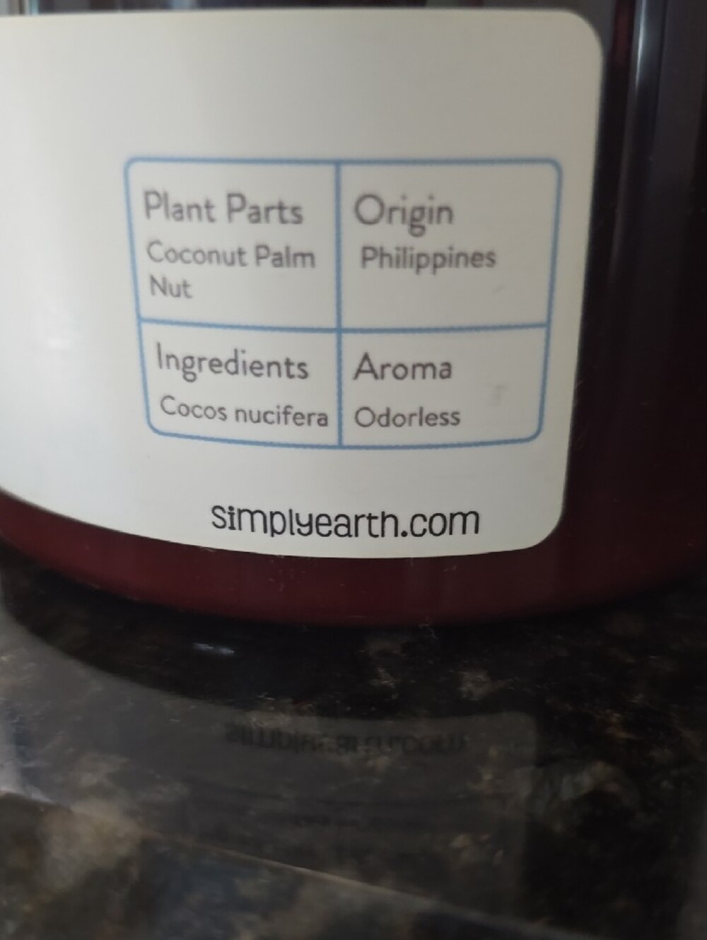 Simply Earth Coconut Oil - Picture 3 of 3